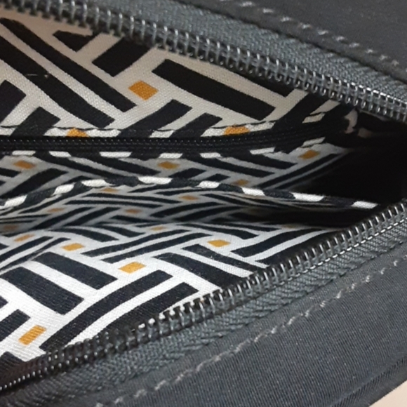 Vera bradley handbags - Picture 5 of 6
